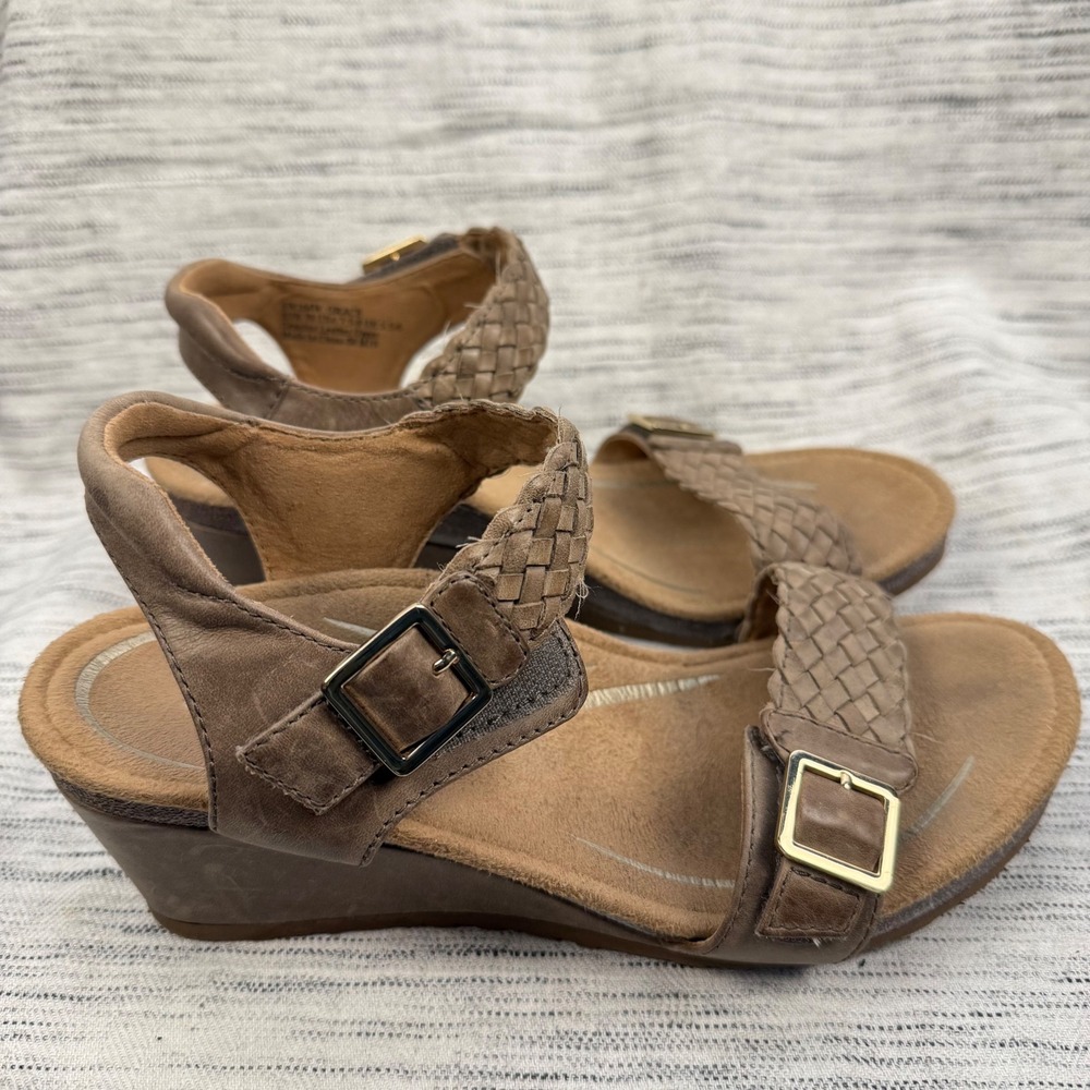 Aetrex Grace Wedge Woven Sandals Size 7.5 Buckle Ankle‎ Strap Comfort Walking